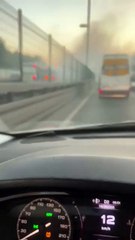 Seyir halindeki metrobüste yangın çıktı!