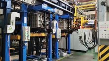 Ligne de production de réfrigérateurs d’occasion, ligne de moussage d’armoires qui sont de fonction générale,