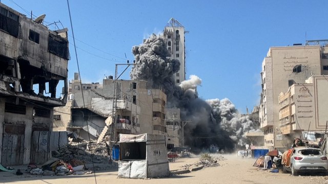 Une frappe d'Israël détruit la plus haute tour d'habitation de Gaza