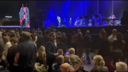 De Gregori alla Reggia, Buonanotte fiorellino diventa un valzer: tutti in pista