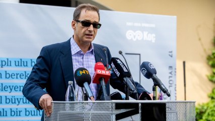 Ömer Koç 18. İstanbul Bienali'nin açılışında konuştu: Toplumsal sorumluluk bilinci ticari başarılar kadar önemli
