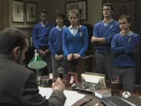 Luis Merlo en El Internado 05-Un cadáver en la laguna