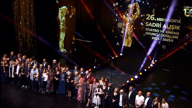 26. Sadri Alışık Tiyatro ve Sinema Oyuncu Ödülleri sahiplerini buldu!