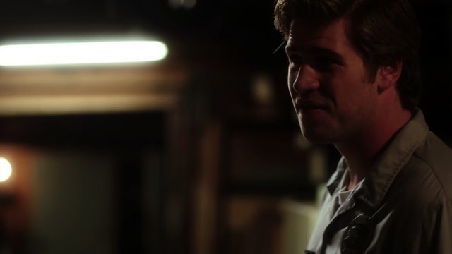 Poursuite blindée Film Extrait - Dwayne Johnson en pleine fusillade