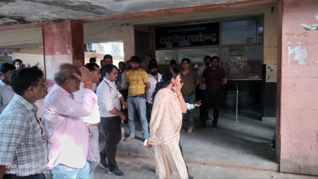 उप जिला अस्पताल रामगढ़ का जिला कलेक्टर शुक्ल द्वारा निरीक्षण