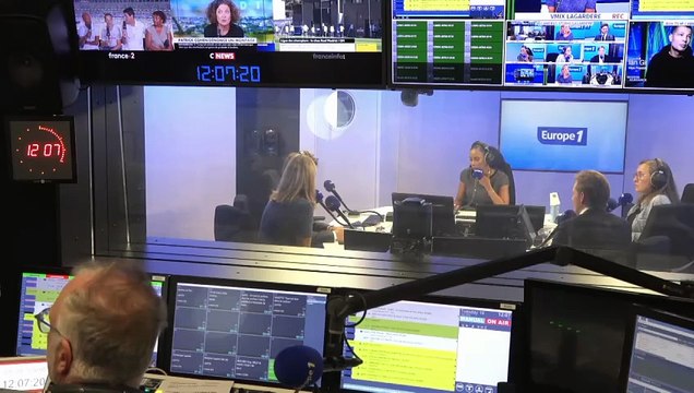 Christine Kelly et vous - Nombre de visites, cyberattaques, messages... Les coulisses de la pétition de Philippe de Villiers