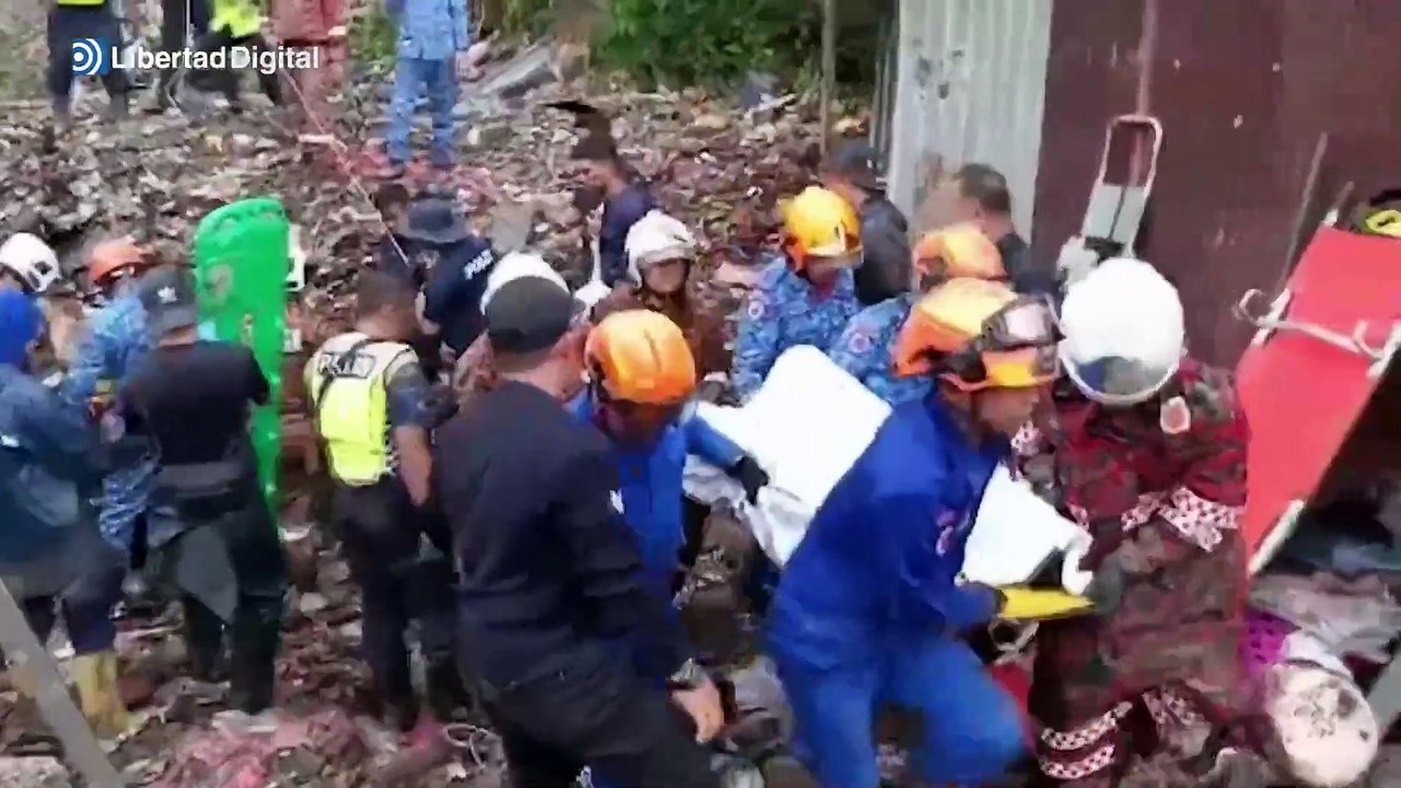 12 muertos y miles de desplazados por las inundaciones en Malasia