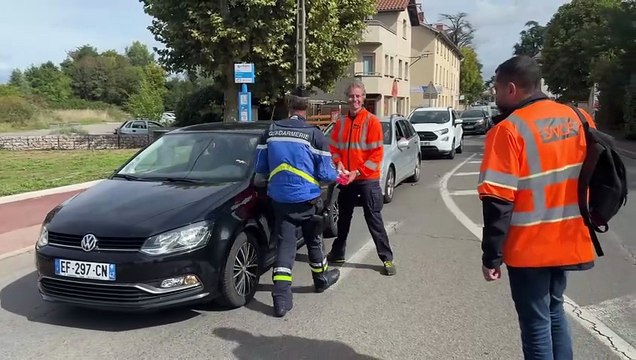 Veauche : SNCF Réseau et les gendarmes rappellent les dangers aux passages à niveau