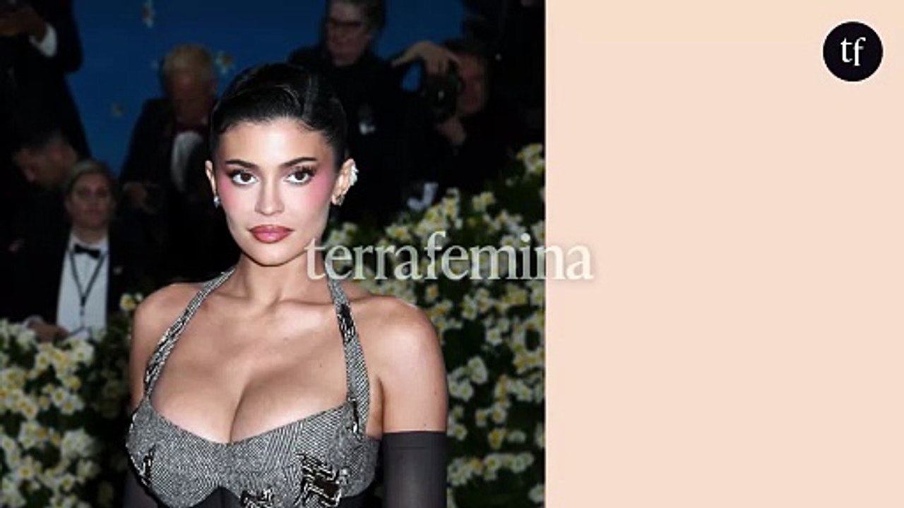 "Les deux amies les plus sexy" : Kylie Jenner et Hailey Bieber célèbrent l'amour entre femmes sur ces images hyper glamour et sororales