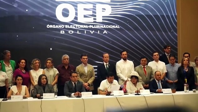 Paz y Quiroga se comprometen a evitar la guerra sucia hacia la segunda vuelta electoral en Bolivia