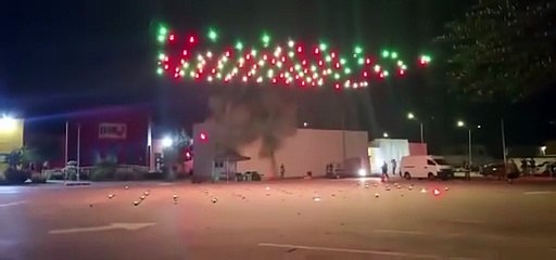 Show de drones falla en Piedras Negras durante fiestas patrias y se desploman en la Macroplaza