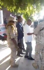 Arrestan a exalcalde y funcionarios en Juana Méndez por presunta corrupción