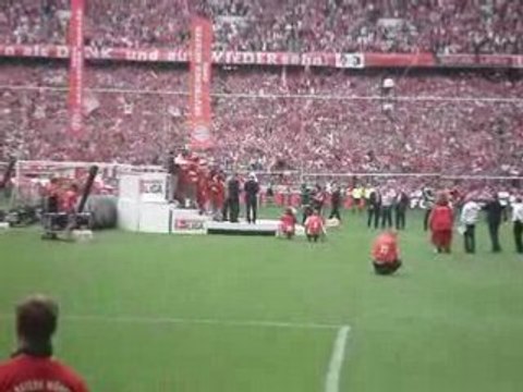 bayern munchen 4 1 berlin 17/05/08 remise trophée ribery