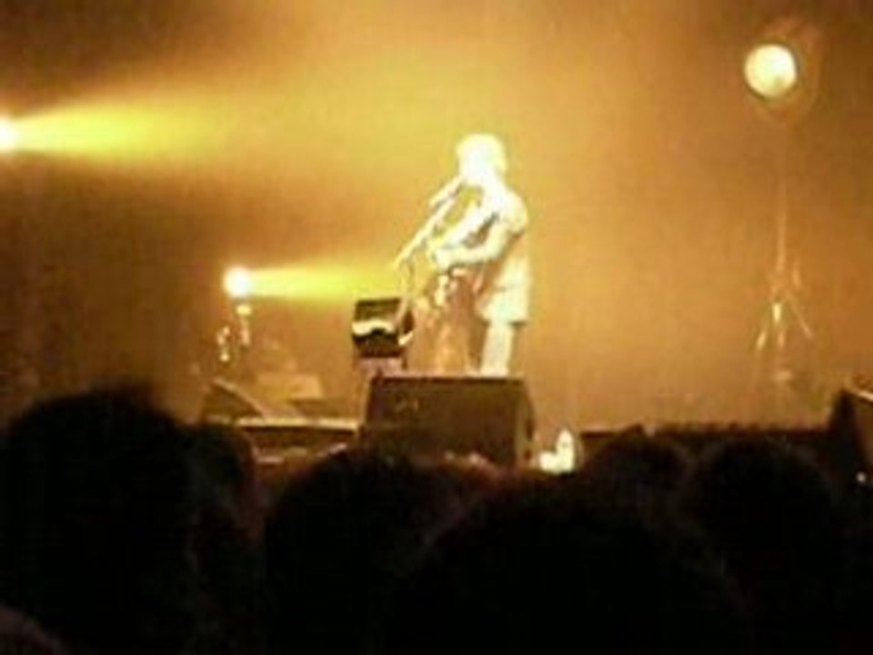 Concert de Renan Luce - chanson à moustache!