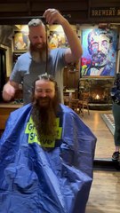 Beards, rat-tails and politicians