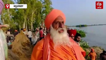 ਹੜ੍ਹਾਂ ਨੇ ਲੋਕਾਂ ਦੇ ਘਰ ਕੀਤੇ ਬਰਬਾਦ, ਪੀਣ ਵਾਲਾ ਪਾਣੀ ਵੀ ਹੋਇਆ ਖ਼ਰਾਬ