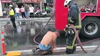 Kafasına döktüğü benzin gözlerinden ediyordu