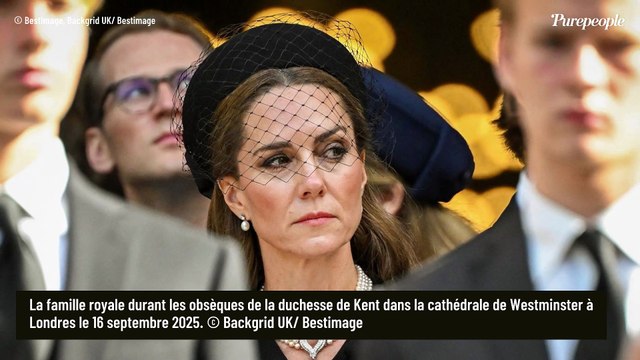 Elle a fait plus qu'une révérence : Kate Middleton est allée encore plus loin avec le roi Charles III, une scène rare