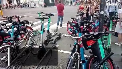 Solo 4 italiani su 10 vanno a piedi o in bici, al nord sono più attivi e Bolzano è al top