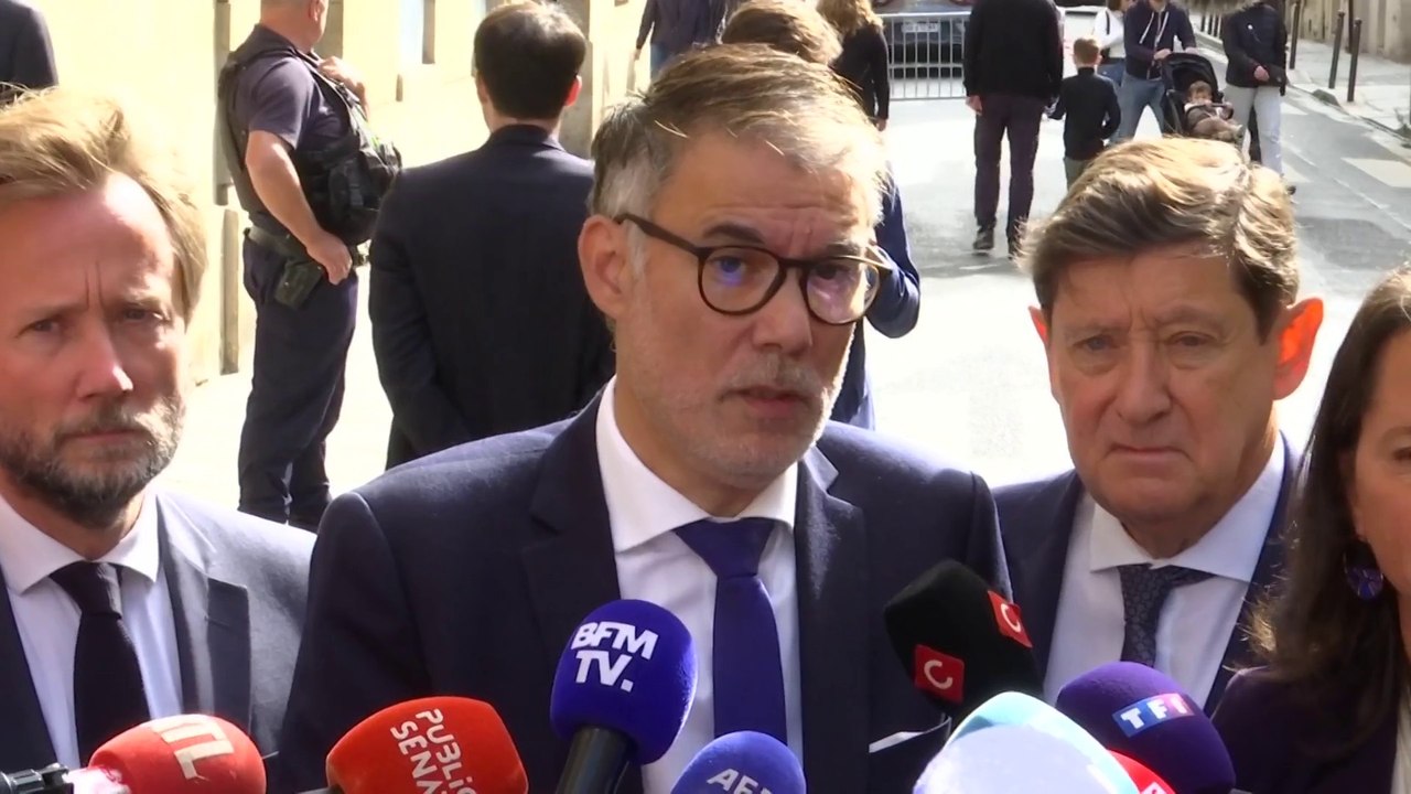 « Pour l’instant, nous ne savons rien » : après sa rencontre avec Lecornu, le PS reste sur sa faim