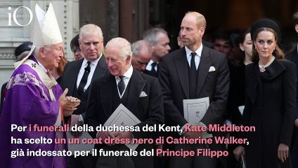 Kate Middleton in total black e perle, l'omaggio alla regina Elisabetta ai funerali della duchessa di Kent