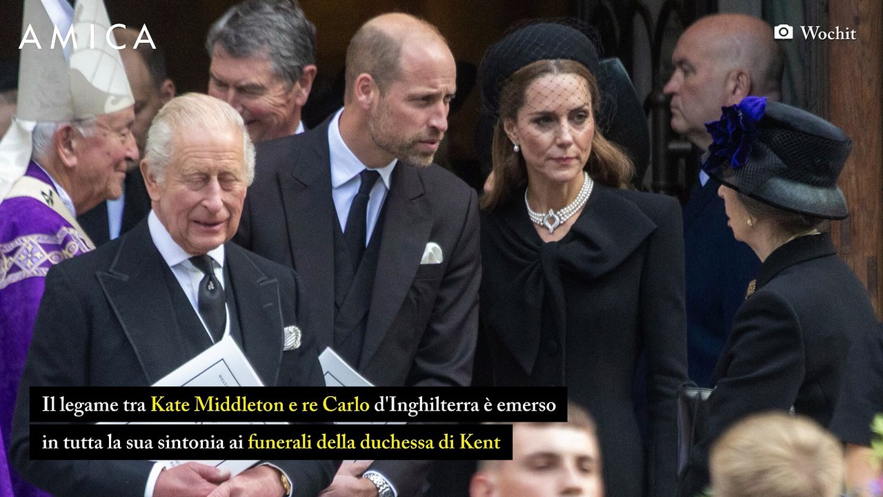 Quel bacio di Kate a re Carlo al funerale della duchessa di Kent