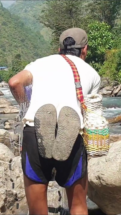 cast netting in Nepal | himalayan trout fishing with handmade cast net |