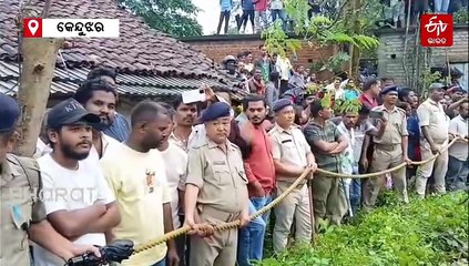 ଘଟଗାଁ ନିକଟ ଜଙ୍ଗଲ ଭିତରୁ ମିଲିଲା ନିଖୋଜ ମହିଳା କନଷ୍ଟେବଳଙ୍କ ମୃତଦେହ