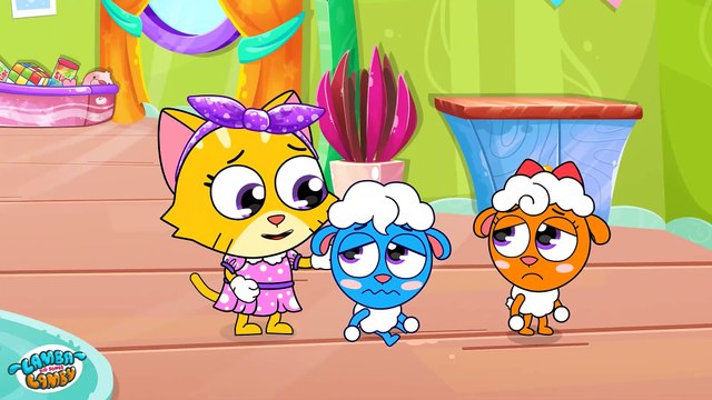 Chicky and Piggy Race on Scooters 🛴🤣 | Lamba Lamby | Kids Songs #LambaLamby #KidsSongs #ChickyAndPiggy