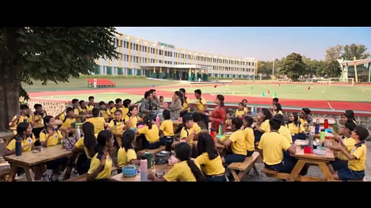 Sunny Sanskari Ki Tulsi Kumari - OFFICIAL TRAILER _ Varun, Janhvi, Sanya, Rohit _ Shashank K _ Oct 2