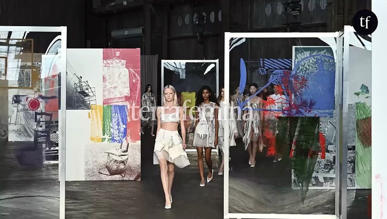 "C'est pas un homme ?" : la fille trans de Naomi Watts défile à la fashion-week et subit des insultes en ligne