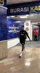 Hatalı gol yiyen İrfan Can Eğribayat, üzgün ayrıldı