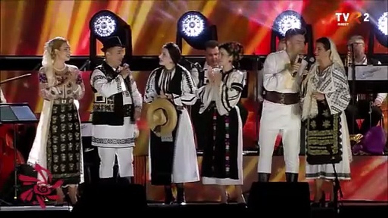 Tineri solisti de muzica populara - Continua cantecul dupa vers-Fest. Mamaia -28.08.2025