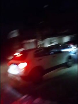 Moradores de Portão, em Lauro de Freitas, reclamam da falta de energia desde o início da tarde