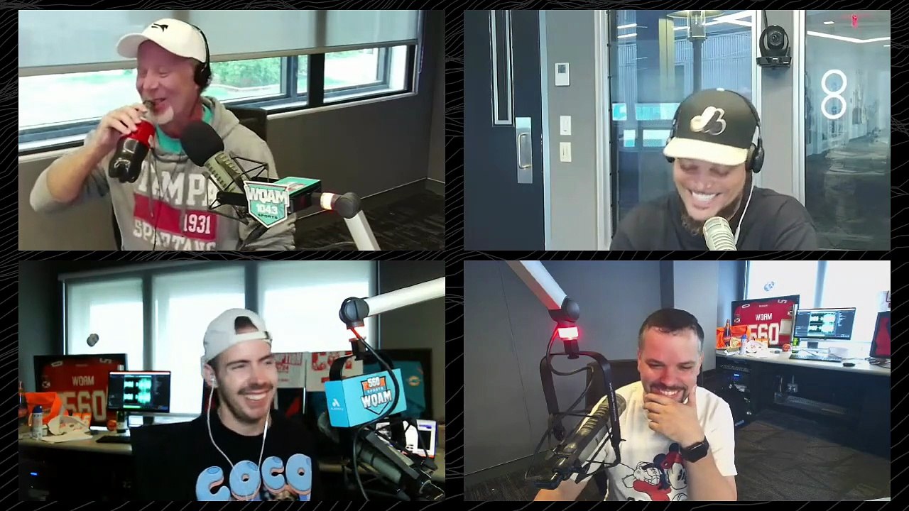Technical difficulties in studio leads to absolute chaos on the Hoch, Crowder and Solana Show