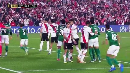 El gol de Gustavo Gómez para el 0-1 del Palmeiras