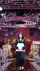 She pulled down the CEOs pants, and the impotent man reactedmarrying her on the spot!