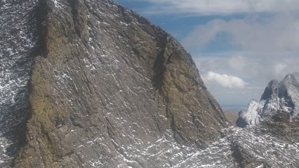 El vertiginoso 'paseo' de Kilian Jornet por las crestas  de la Sangre de Cristo 