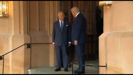 Donald Trump lascia Windsor e Carlo III, oggi l'incontro con Starmer