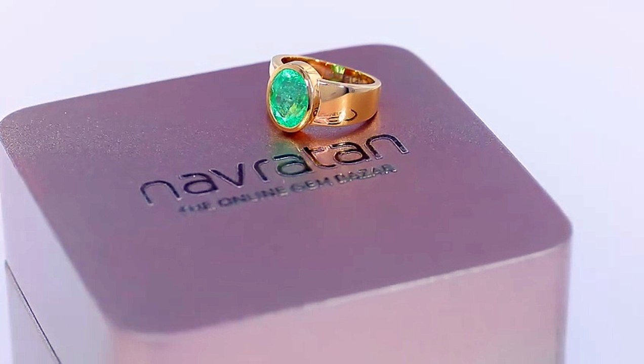 Emerald Stone Ring