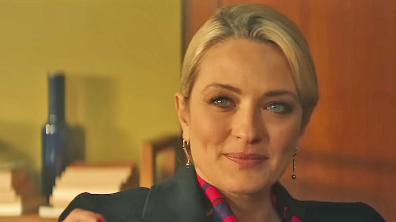 Mrs Playmen - saison 1 Teaser VO STEN