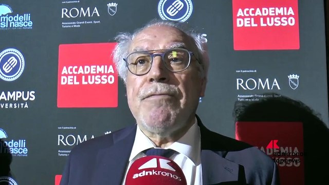 Fashion & Talents: Siviero (eCampus): Chi non ama i propri sogni non ha futuro