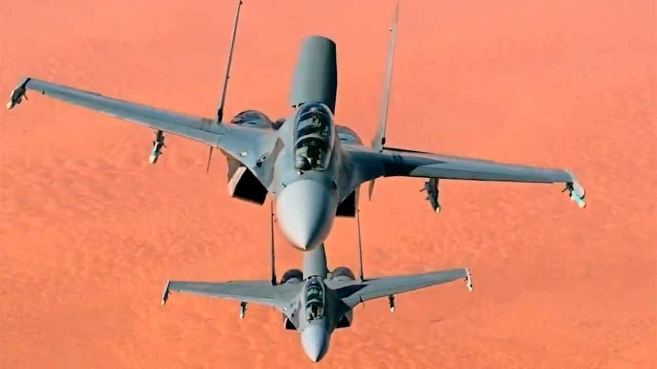 Kiina julkaisee vaikuttavan videon: J-20, J-16 ja YY-20 tankkeri ilmassa yhdessä