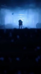 (1) After her death, she realized that the man she had scorned loved her deeply. After her rebirth, she threw herself into his arms with tears in her eyes and kissed him in front of the guests. She vowed that in this life, she would never let him down and