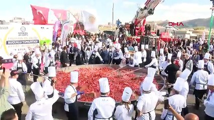 Sucuğun başkentinde sucuklu yumurtayla dünya rekoru kırıldı