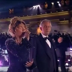 ¡Así fue la presentación de Karol G en El Vaticano junto a Andrea Bocelli!