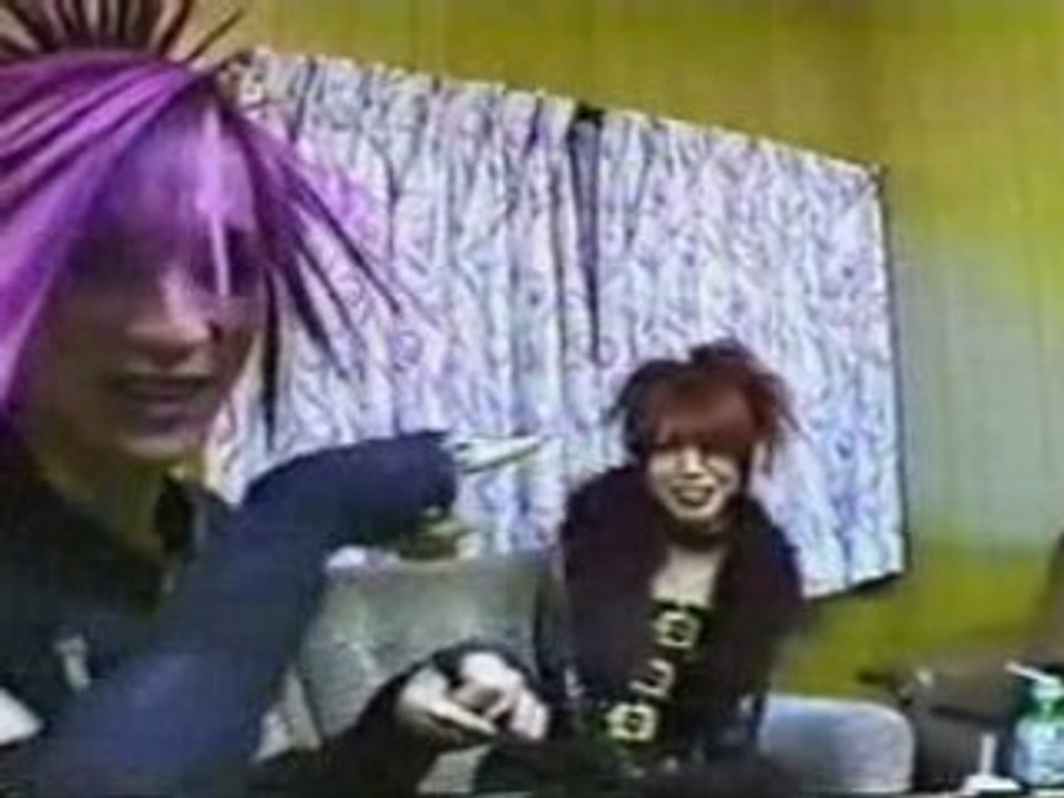 dir en grey - Kaoru s'amuse (fan)