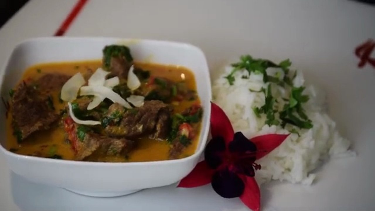 Visit to Thailand Tasty Thai Food in Downtown Bangkok Street Food Tour