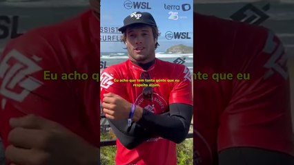 Mateus Herdy minimiza favoritismo e agradece carinho da torcida em etapa da WSL: ‘Só quero surfar’