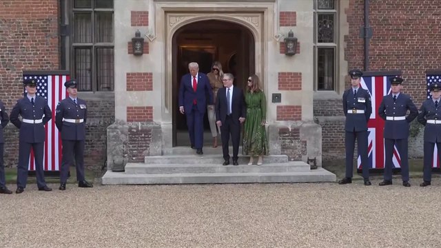 TRUMP’s Signature Gesture Captured as He Leaves Chequers with Melania